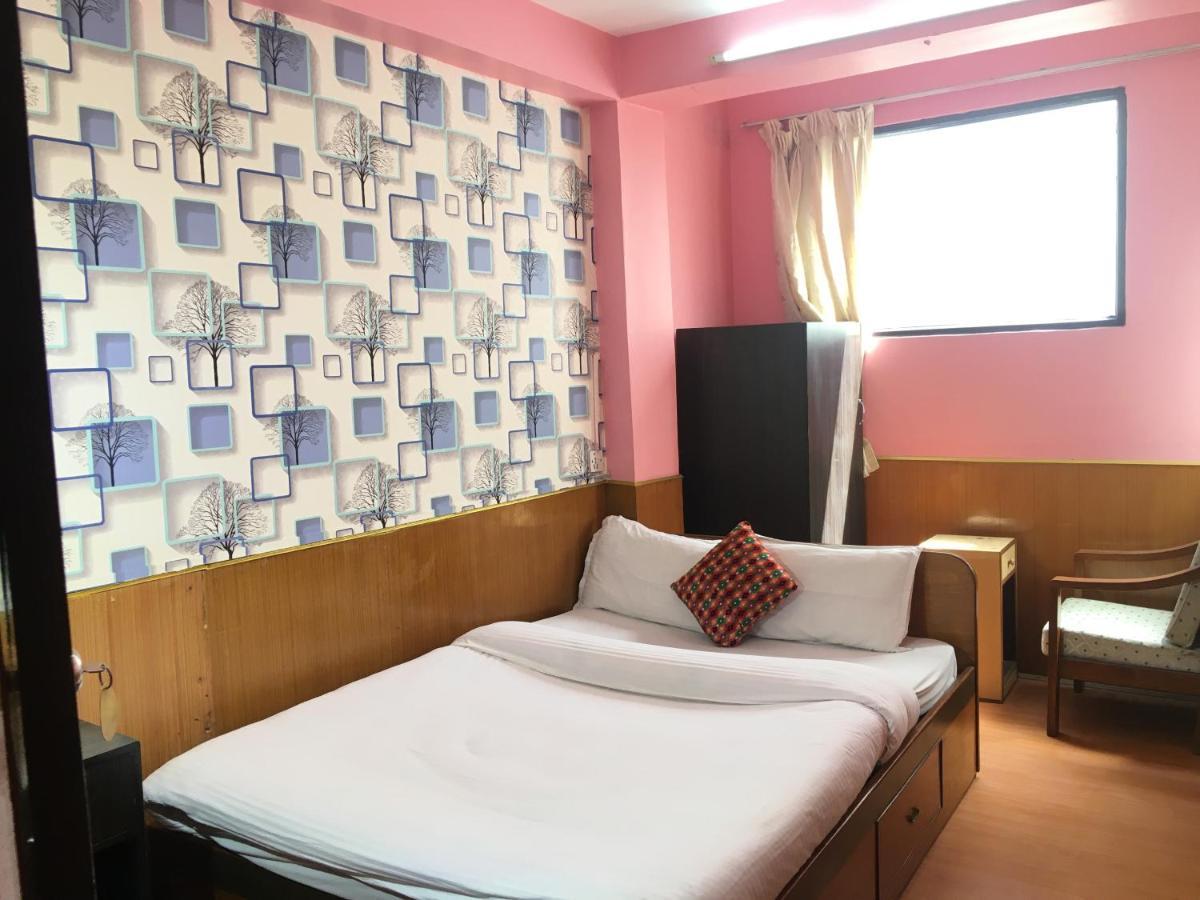 Hotel Plumeria Inn Kathmandu Ngoại thất bức ảnh