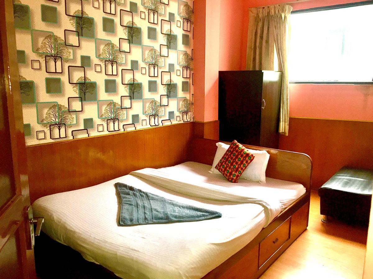 Hotel Plumeria Inn Kathmandu Ngoại thất bức ảnh
